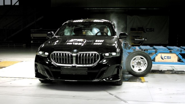 BMW-Serie-5-en-Euro-NCAP-2023-impcato-lateral